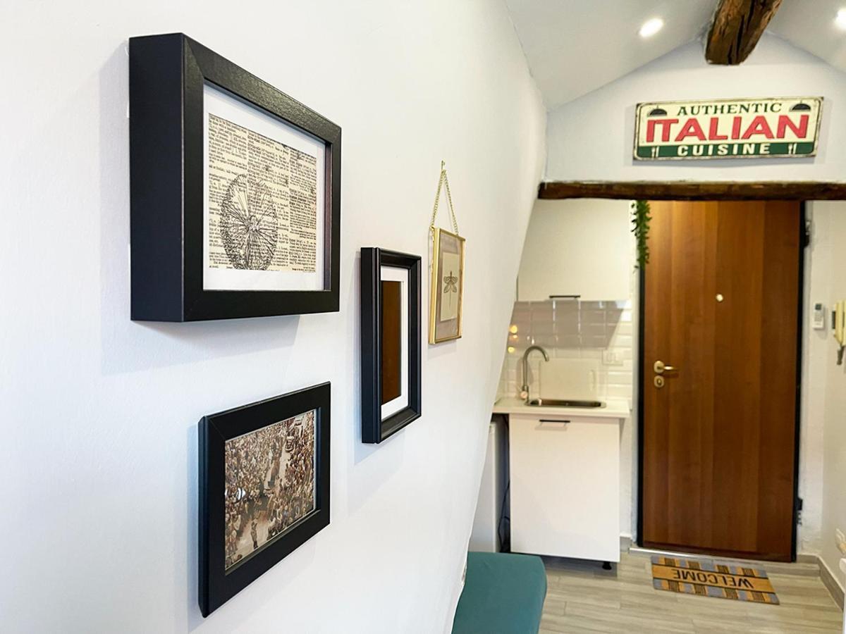 Italian Maison - Studio In The Heart Of 토리노 외부 사진