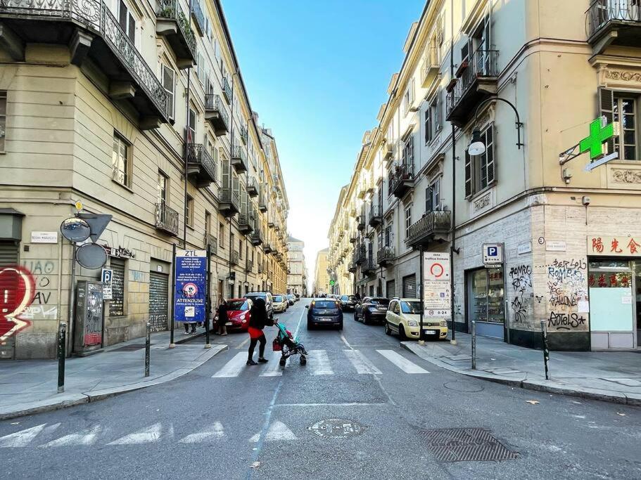 Italian Maison - Studio In The Heart Of 토리노 외부 사진