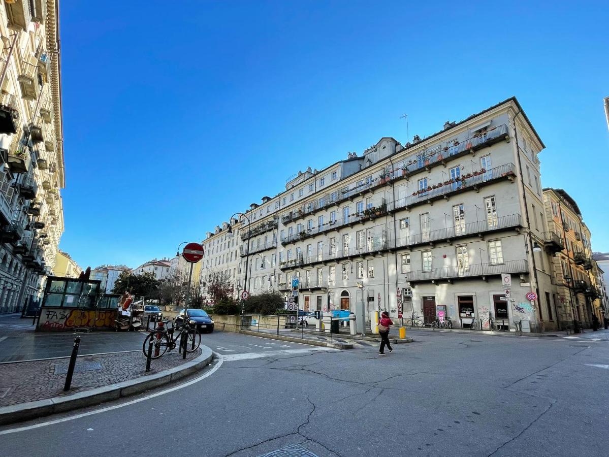 Italian Maison - Studio In The Heart Of 토리노 외부 사진